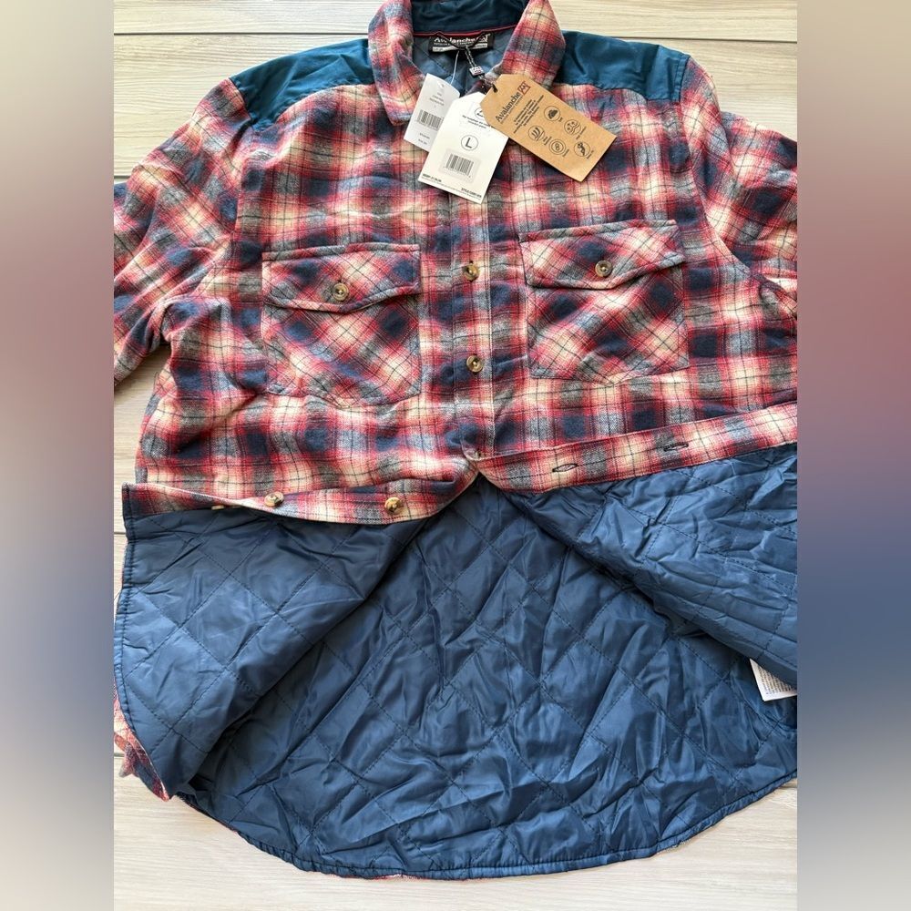 Avalanche Men Regular Fit Long Sleeves Checkered Casual Shirt Navy Large NWT - Picture 8 of 8